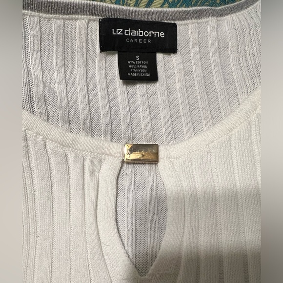 NWT Liz Claiborne Career White Sweater Knit Size Small - Picture 3 of 4